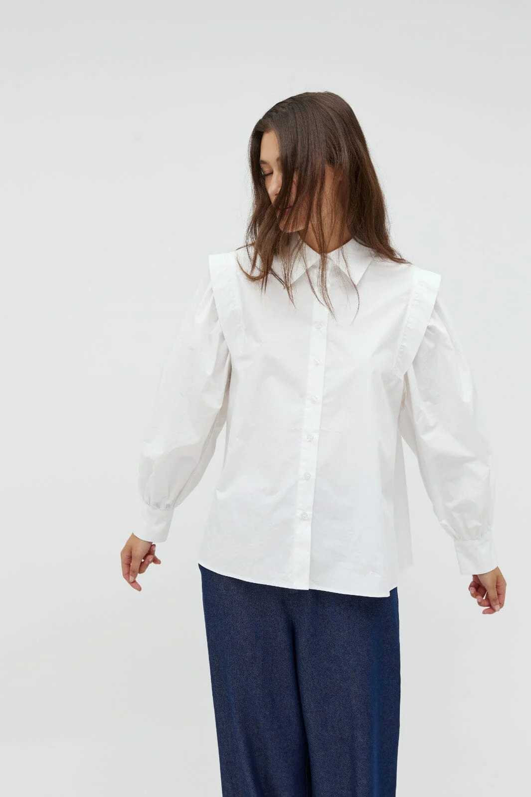 mbym-laina-m-800-white-skjorter-437640